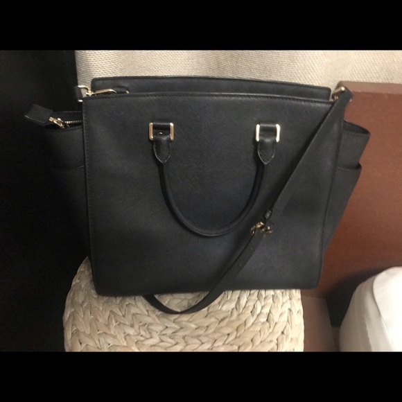 Michael Kors Large Selma Purse - Picture 5 of 11